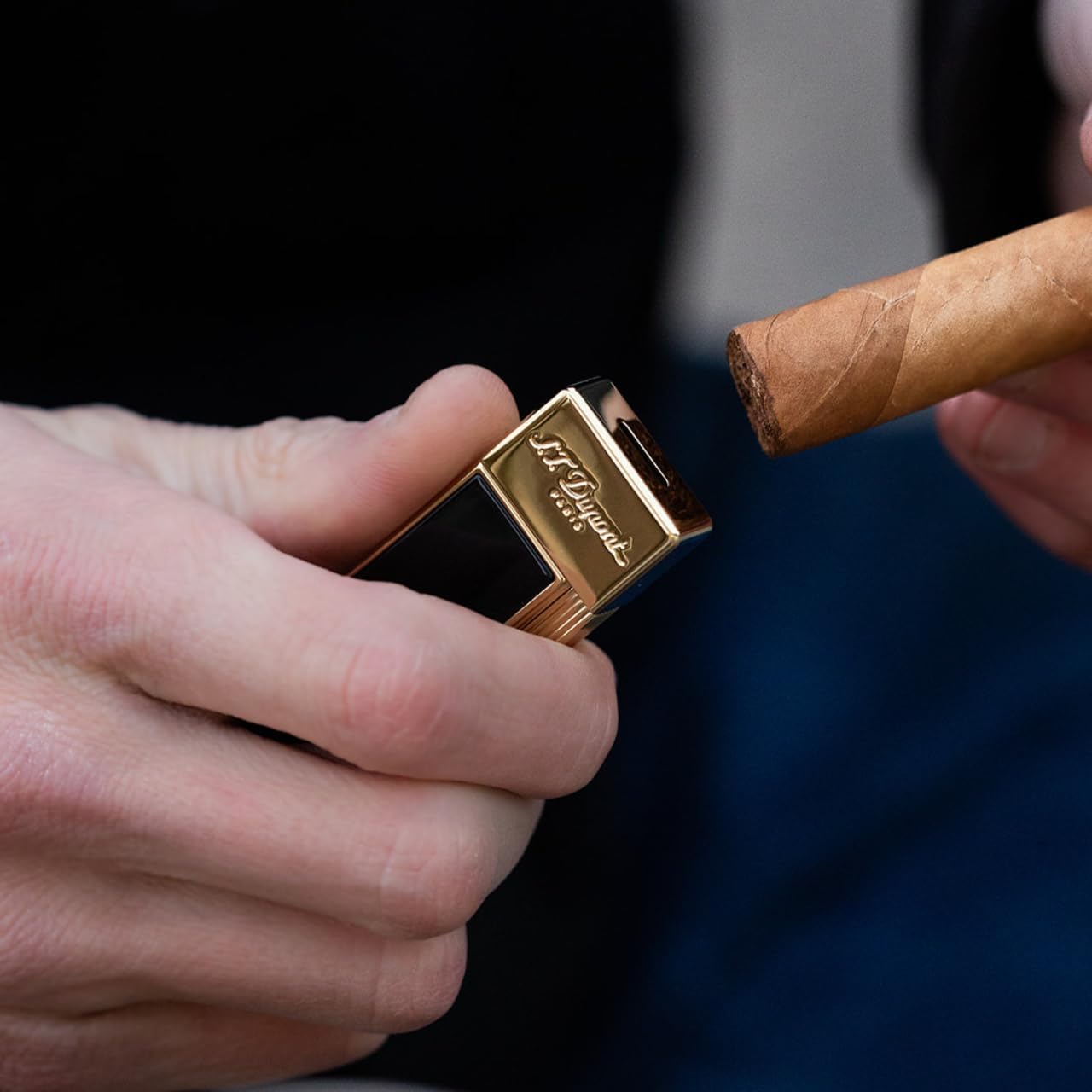 S.T. Dupont Twiggy Shiny Black Lacquer & Gold Lighter, 030002